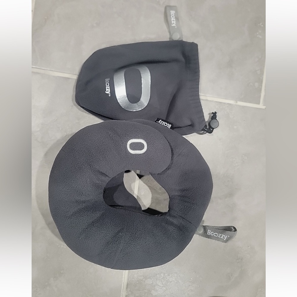 Neck Pillow For Travel Provides Double Support To The Head Neck And Chin In Any